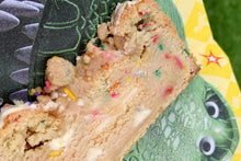 Cargar imagen en el visor de la galería, Birthday Cake Cookie Pie
